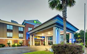 Holiday Inn Express Hinesville Georgia 2*
